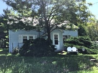 116 Sacramento St, Enfield, IL 62835