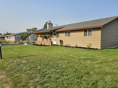 907 SW 12th St, Redmond, OR, 97756
