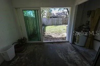 1155 Thayer St — Photo 14