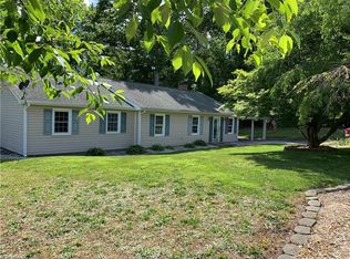 1320 Pebblebrook Rd, Winston Salem, NC 27105