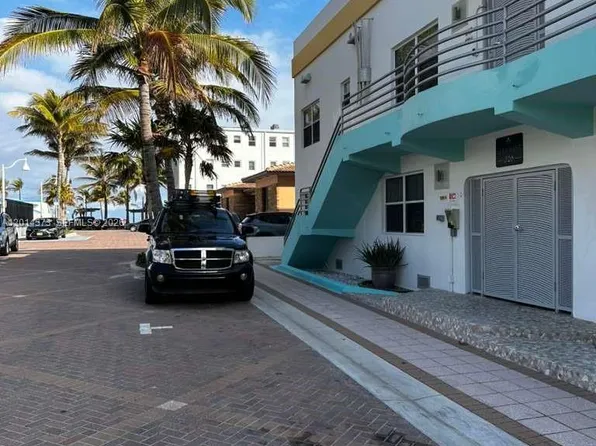 326 Wilson St APT 106, Hollywood, FL 33019
