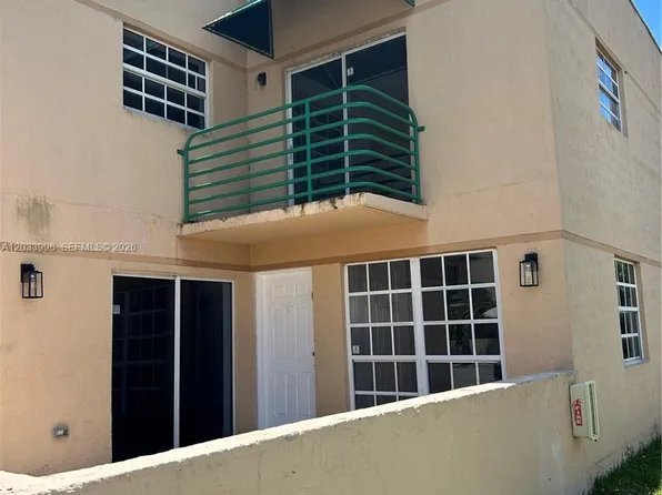 11880 SW 19th Ter APT 113, Miami, FL 33175