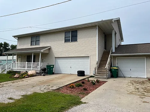 1201 Laurel St Photo 1
