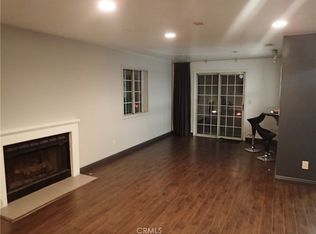 379 N Mentor Ave APT 1, Pasadena, CA 91106