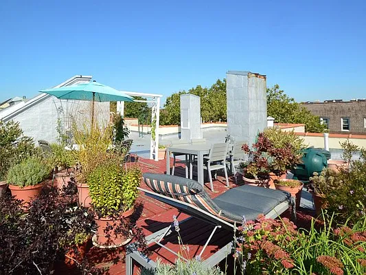 Sold by Keller Williams Realty Landmark II | media 9