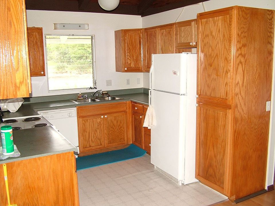 Kitchen, right side