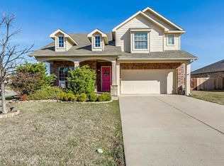 612 Irish Glen Ct, Fort Worth, TX 76052