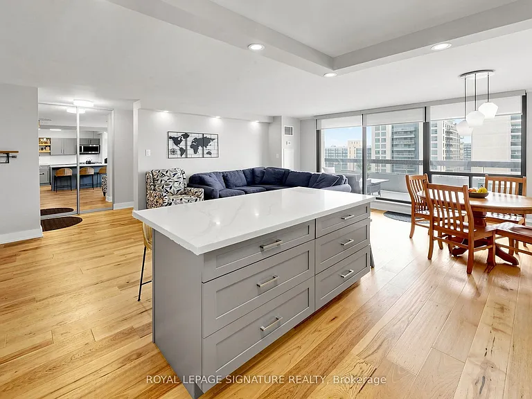 100 Quebec Ave #1505 — Photo 12