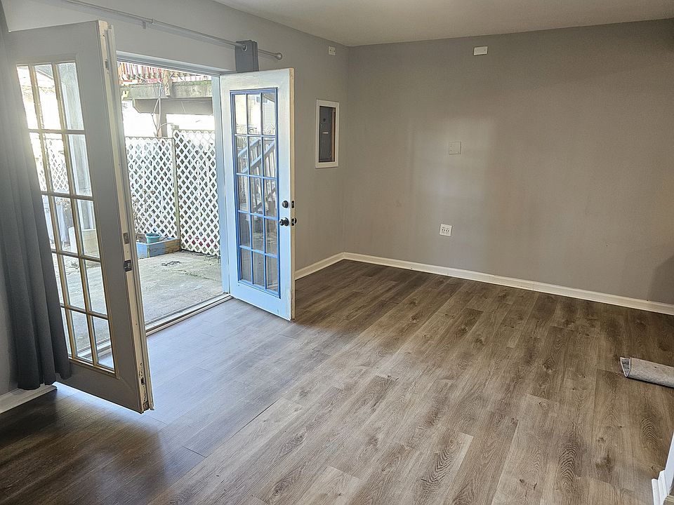 1st image of 4606 Charlton Ct