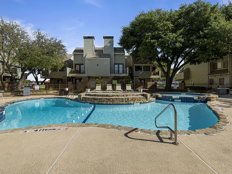 3129 Sondra Dr #107 — Photo 16