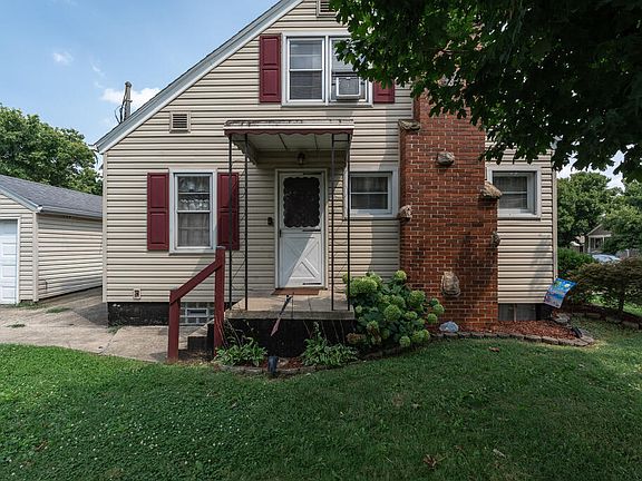 3rd image of 613 Beechwood St