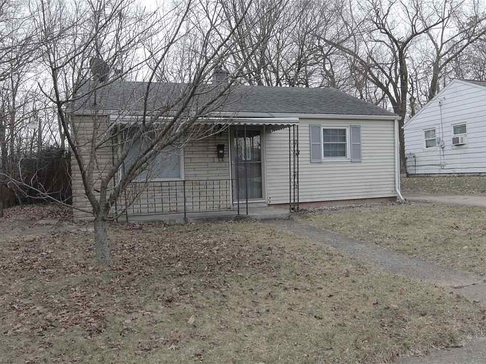 1st image of 824 Lancaster Dr