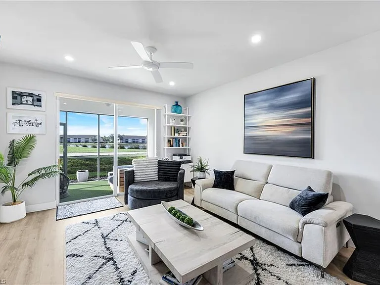 2740 Cypress Trace Cir #2715 — Photo 3