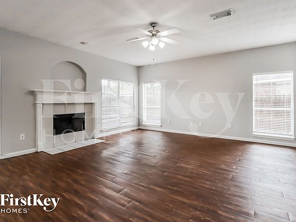 4th image of 21613 Anvil Ln