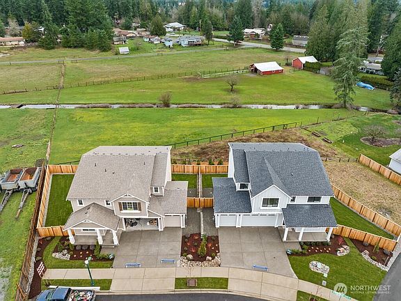 3rd image of 25016 181st Avenue SE #4