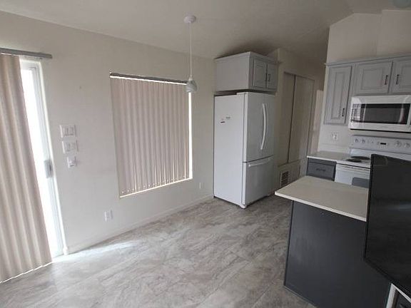 4th image of 1703 N Thornton Rd #673