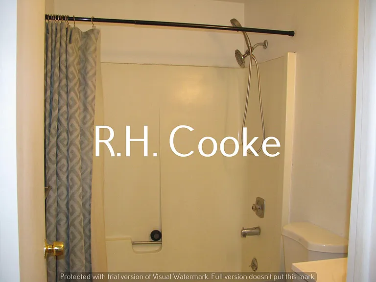 4245 E 9th Ave — Photo 22