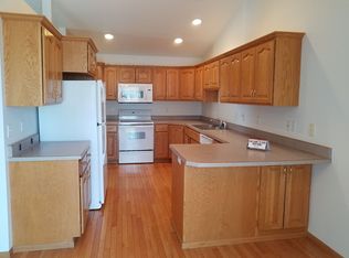 1605 51st St SW, Fargo, ND 58103