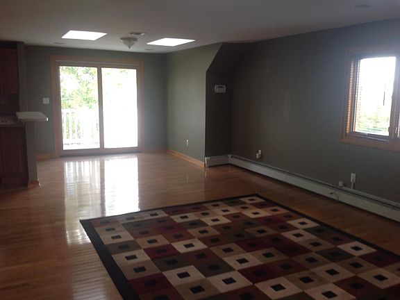 Living room/dining room