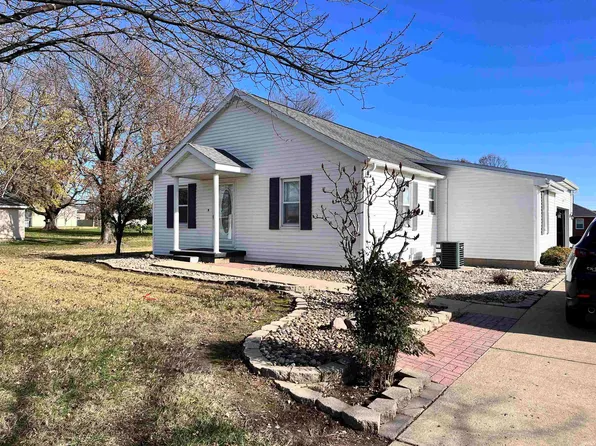420 S West St, Haubstadt, IN 47639