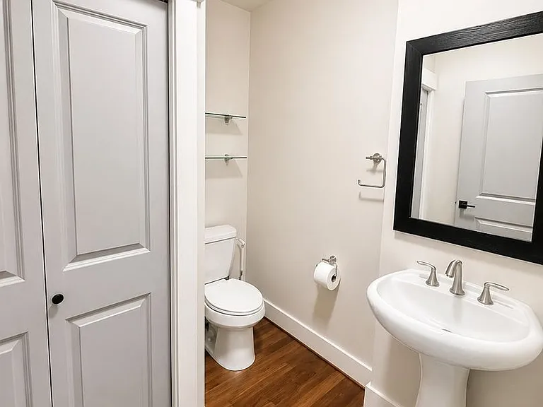 699 John St #515 — Photo 3