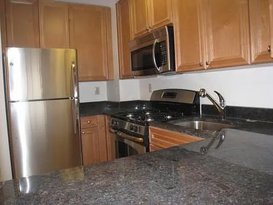 Rented by Mazzeo Real Estate | media 40