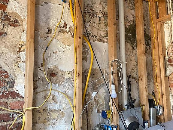 3rd image of 1440 C St SE