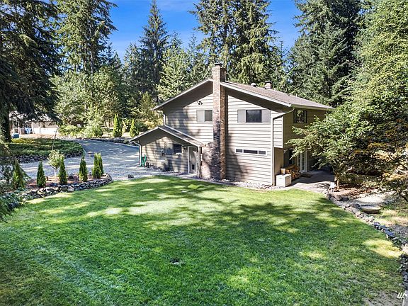 4th image of 3519 65th Avenue Ct NW