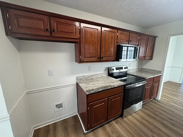 2208 Summerwind Dr — Photo 7