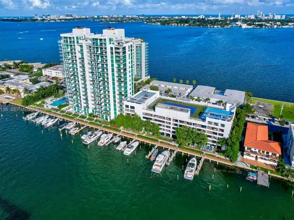 7930 East Dr APT 307, North Bay Village, FL 33141