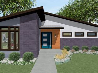 1141 New York St, Lawrence, KS 66044