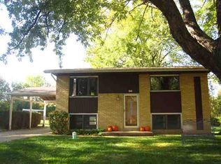 113 N Briar Ln, Washington, IL 61571