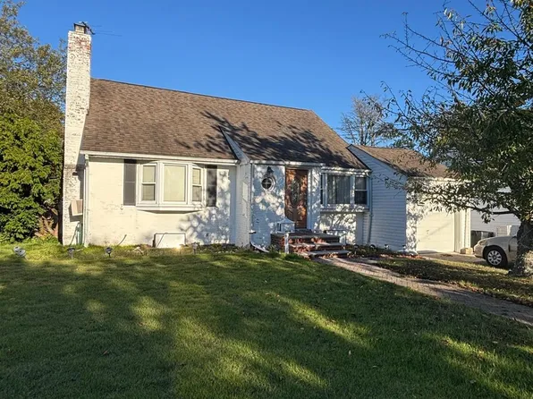 1515 Paul Street, Baldwin, NY 11510