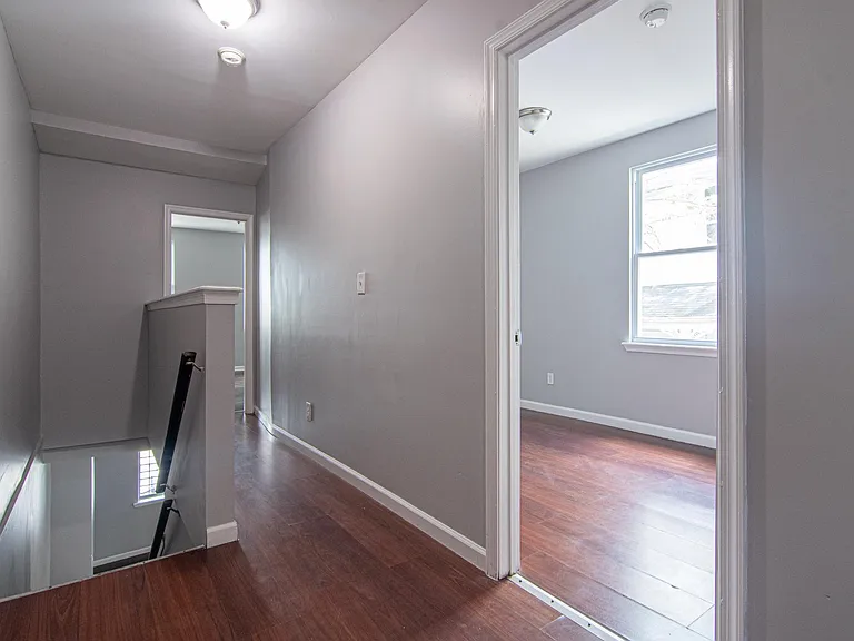 3000 Erdman Ave — Photo 21