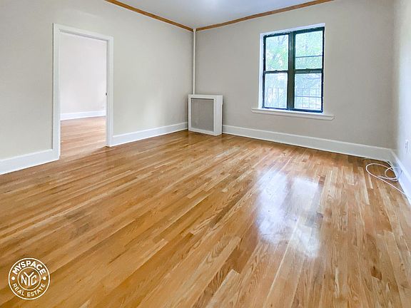 2nd image of 81 Crooke Ave #22FX
