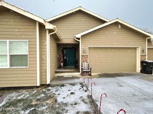 1420 W Pheasant Ridge Dr, Watford City, ND 58854