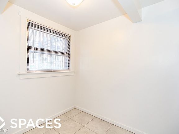 3rd image of 2623 N Spaulding Ave #2629-GDN