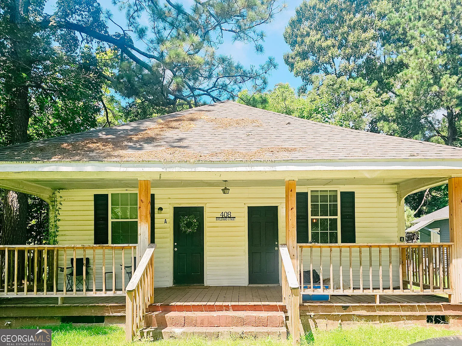 2 bed, 1.0 bath, 795 sqft, $849 — Photo 1