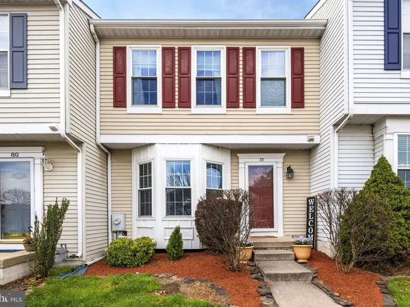 78 Pebble Ln, Blackwood, NJ 08012