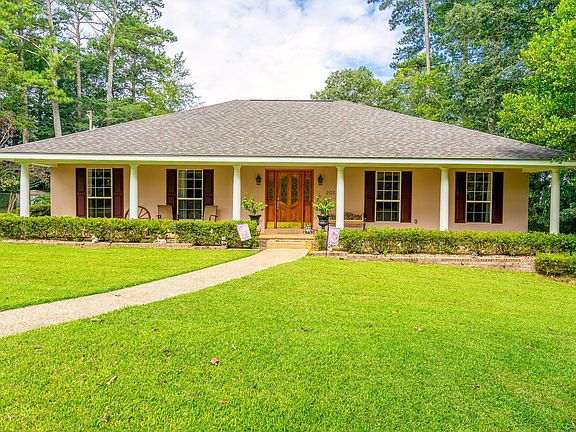 3rd image of 2052 Briarwood Dr