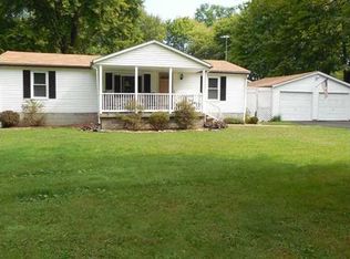 5429 Lamor Rd, Hermitage, PA 16148