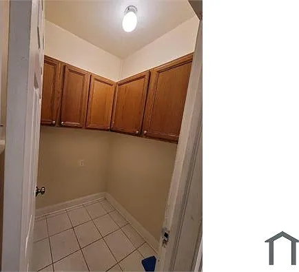 5947 S Justine St #1 — Photo 5