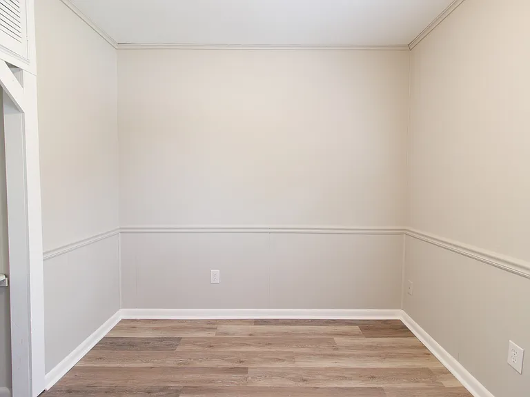 1445 Rolling Ridge Dr — Photo 11