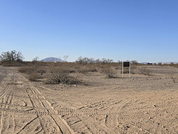 4th image of 412XX W Montebello Avenue #-