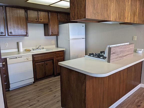 3rd image of 2802 Sumac Ave #2802