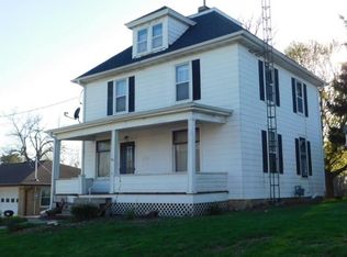130 S Court St, Platteville, WI 53818