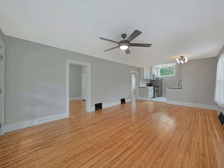 3260 Hitchcock St — Photo 7