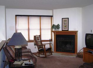 924 Connecticut Ave, Manhattan, KS 66502