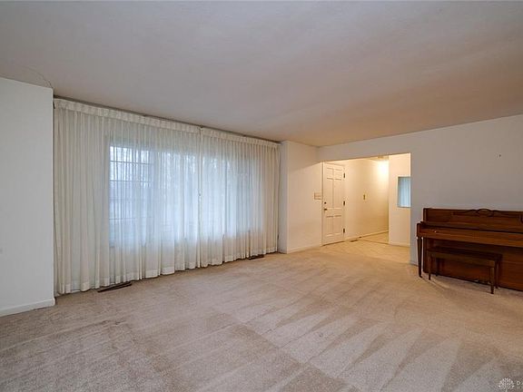 2nd image of 1036 Pepper Hill Dr