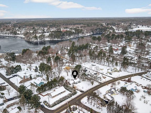 3rd image of 295 Ferry Road